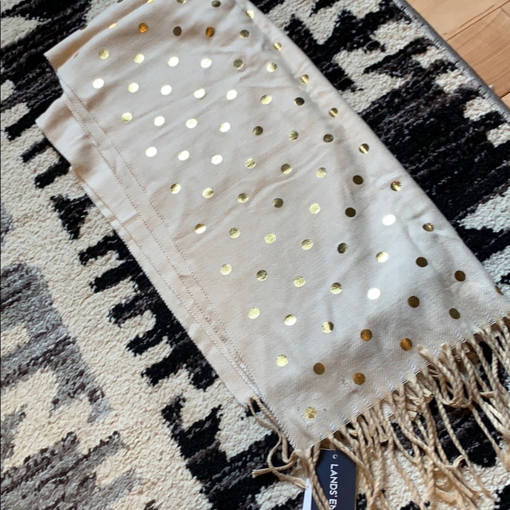 NWT Soft Land’s End Polka Dot scarf